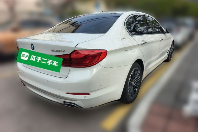 Used BMW 5 Series 2018 Facelifted 530Li Luxury Edition Premium Package
