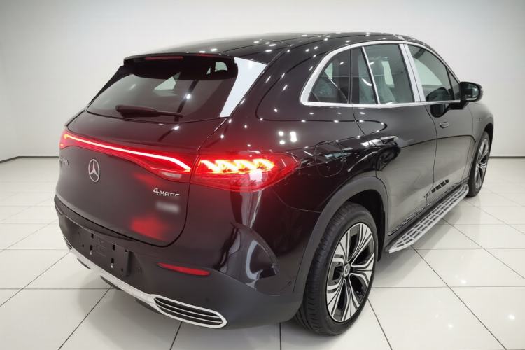 Used Mercedes-Benz EQE SUV 2024 500 4MATIC Pioneer Edition Rear Right 45 Deg