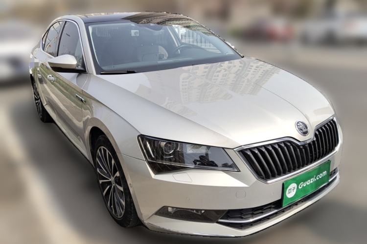 Used Skoda Superb 2016 TSI330 DSG Smart Drive Edition
