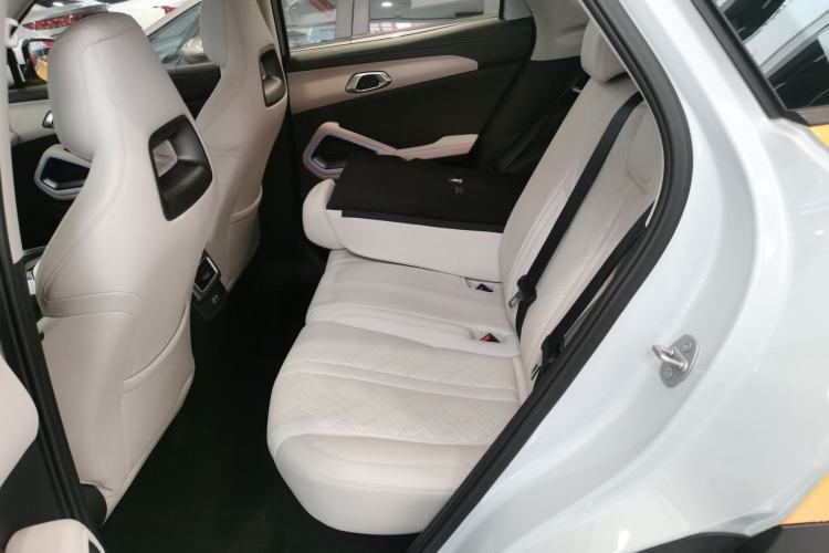 Used BYD Yuan UP 2025 Intelligent Driving Version 401 km Beyond-Range Edition