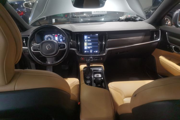 Used Volvo V90 2019 Cross Country T5 AWD Smart Range Version China V Standard
