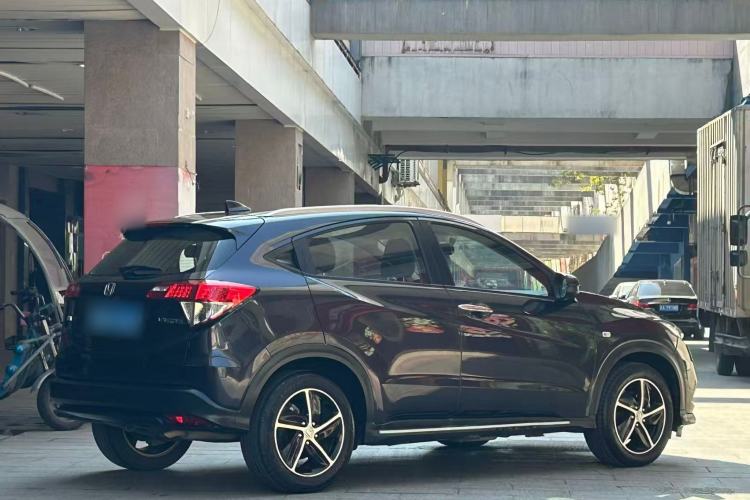 Used Honda Vezel 2020 1.5L CVT Pioneer Edition
