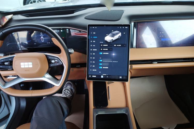 Used Geely Galaxy L7 2025 EM-i 115km Exploration+ Edition Center Console