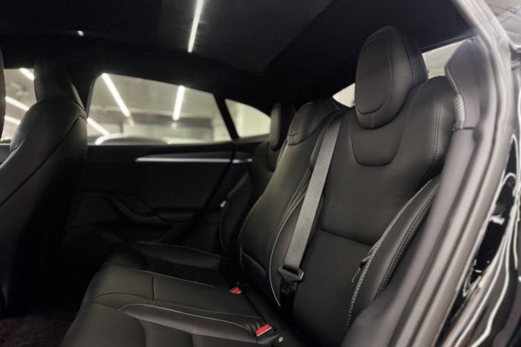 Used Tesla Model S 2023 Three-Motor All-Wheel-Drive Plaid Version
