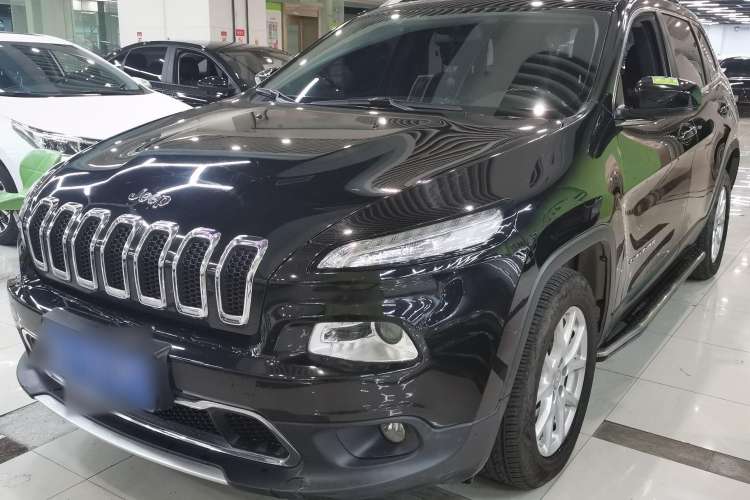 Used Jeep Cherokee 2017 2.4L Leading Smart Edition