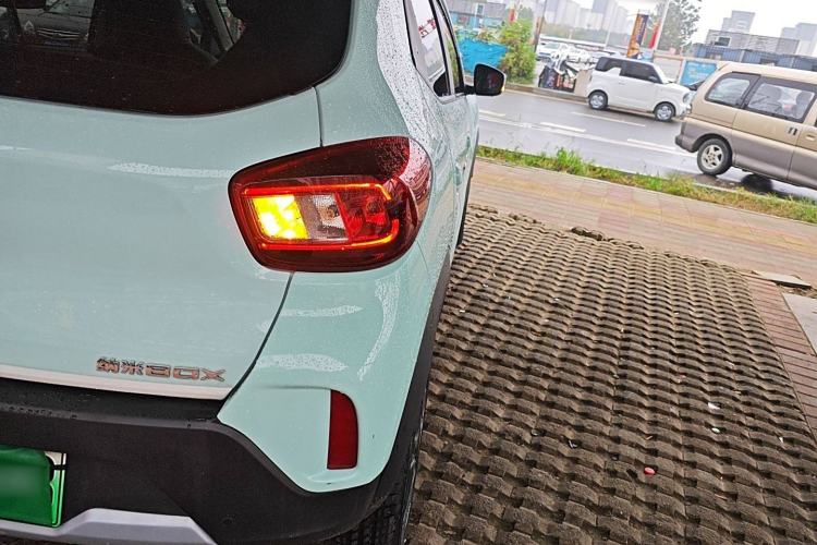 Used Dongfeng NAMMI BOX 2022 Chasing Wind Edition 331 km Standard Model
