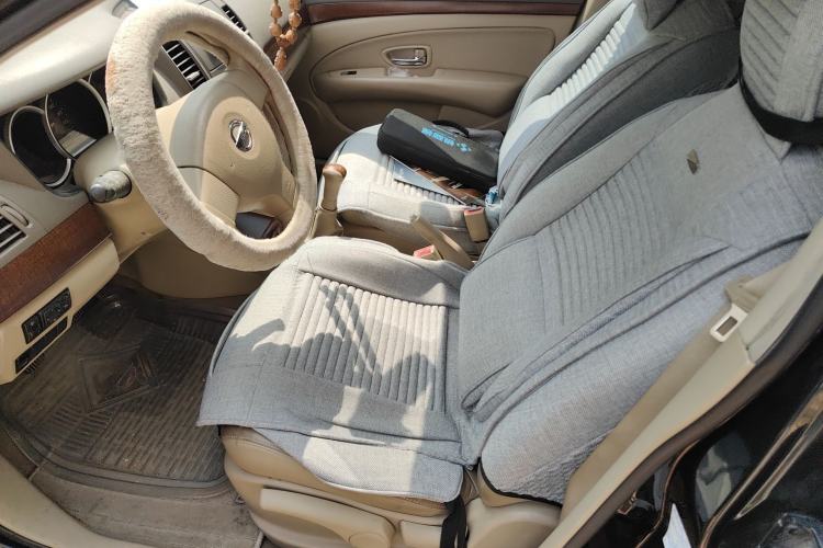 Used Nissan Sylphy 2009 1.6 XL Manual Luxury Sunroof Edition Left Front Seat