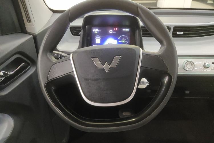 Used Wuling Hongguang MINIEV 2022 Macaron Premium Model – Lithium Iron Phosphate Steering Wheel