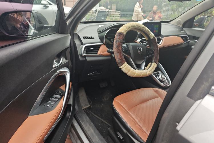 Used Baojun 510 2017 1.5L Automatic Luxury Model Driver Seat