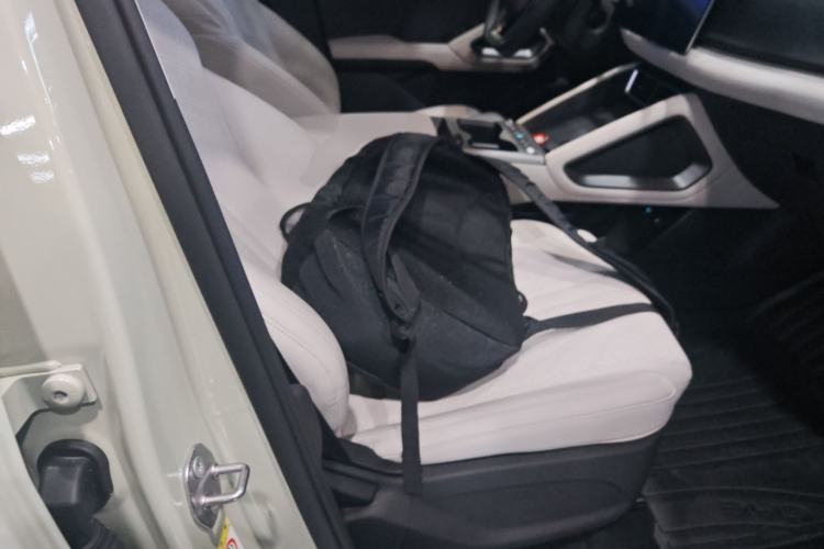 Used BYD Yuan UP 2025 Intelligent Driving Version 401 KM Dynamic Edition