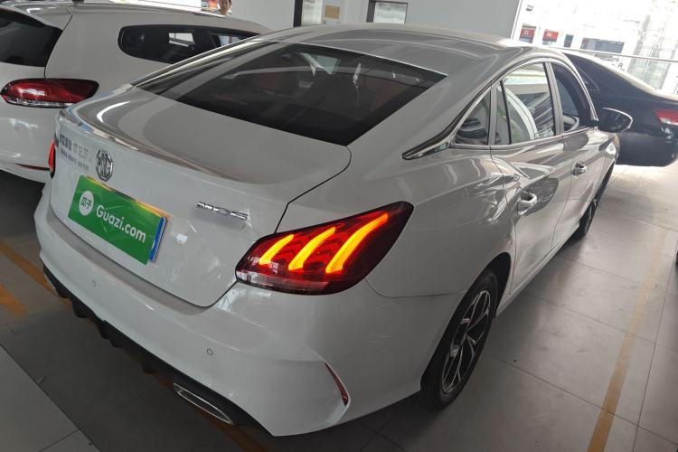 Used MG 5 2021 180 DVVT CVT Youth Luxury Edition
