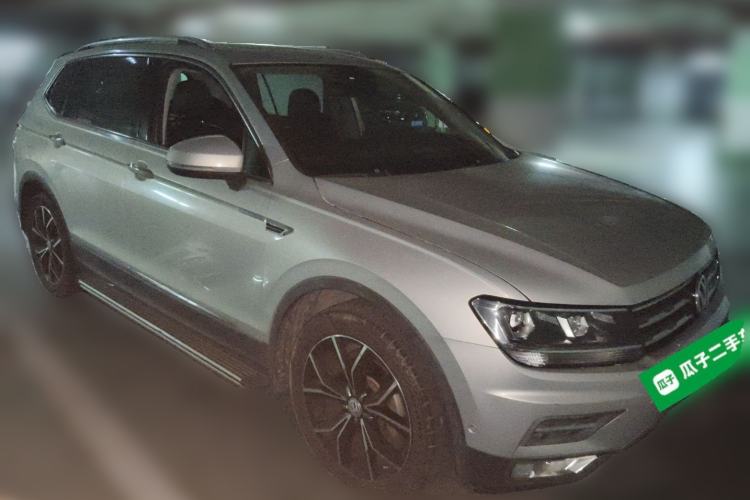 Used Volkswagen Tiguan L 2019 330TSI Automatic Two-Wheel Drive Smart Luxury Version China VI Standard Front Right 45 Deg