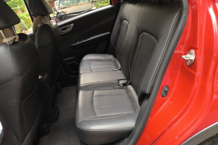 Used Geely Auto Vision X3 2019 Upgraded Model 1.5L CVT Elite Version Left Rear Seat