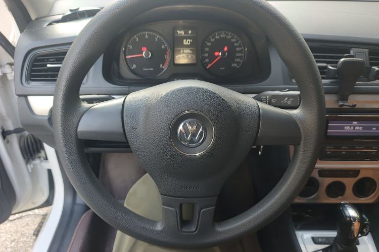 Used Volkswagen Lavida 2013 Revised Classic 1.6L Automatic Fashion Edition