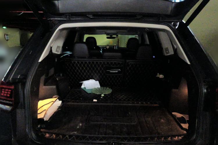 Used Volkswagen Teramont 2017 380TSI Four-Wheel Drive Luxury Edition Trunk