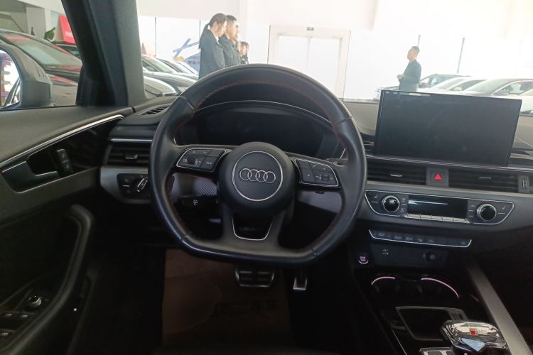 Used Audi A4L 2022 40 TFSI quattro RS Performance Package
