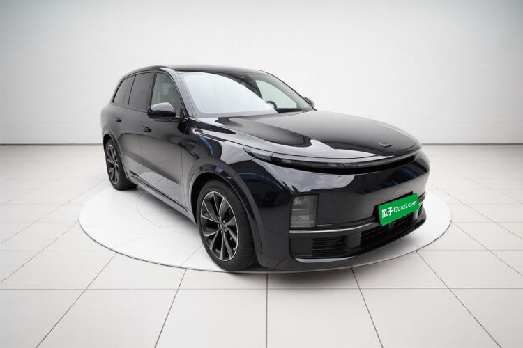 Used Li Auto L8 2023 Pro Model Exterior 2