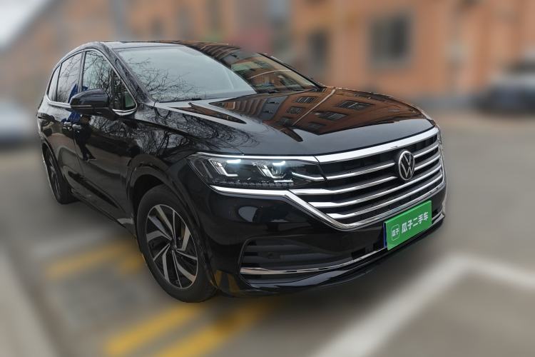 Used Volkswagen Viloran 2024 380TSI Luxury Edition