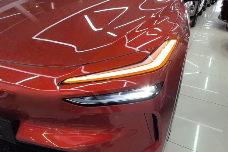 Used ONVO L60 2024 60 kWh Rear-Drive Version
