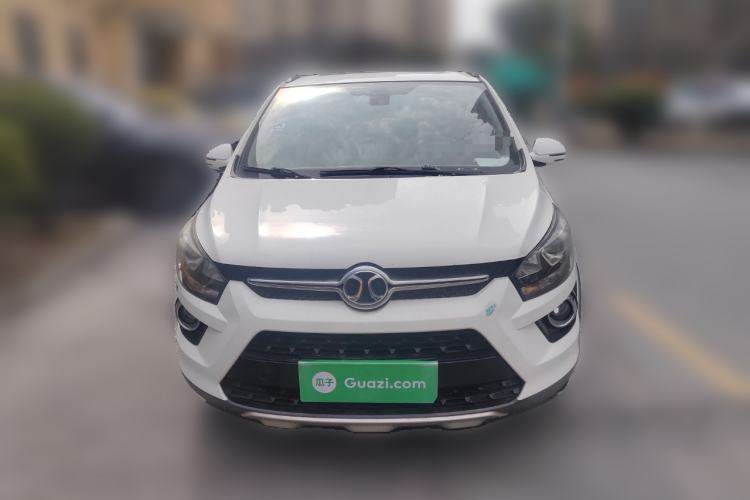 Used BAIC Senova X25 2015 1.5L Automatic Elite Model
