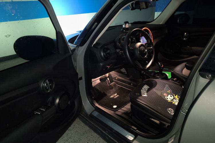 Used MINI 2022 1.5T ONE Five-Door PLUS
