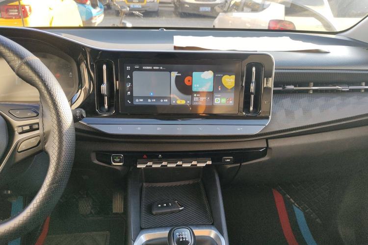 Used Baojun RM-5 2019 1.5T Manual Elite Version with 24-Hour Online Service 7 Seats
