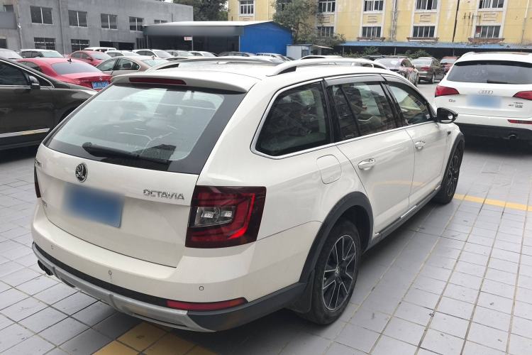 Used Skoda Octavia 2018 Station Wagon TSI230 DSG Luxury Edition