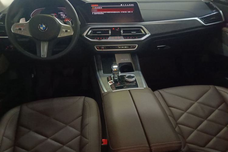 Used BMW X5 2022 xDrive 30Li Luxury M Sport Package