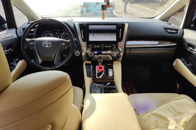 Used Toyota Alphard 2021 Dual-Engine 2.5L Luxury Edition