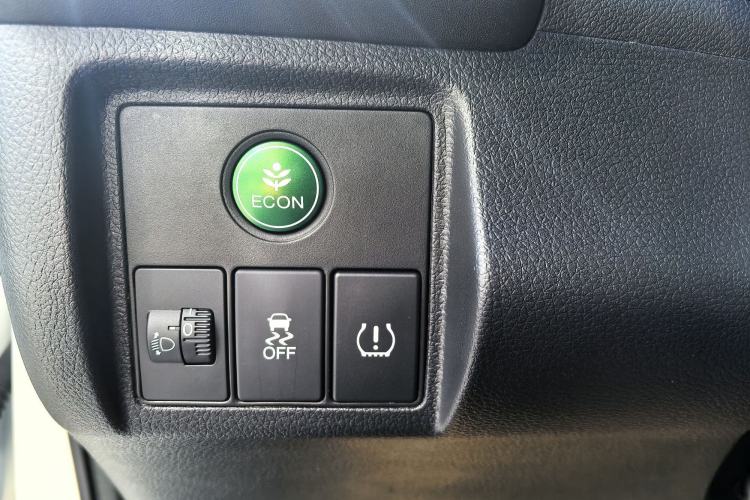 Used Honda Vezel 2020 1.5L CVT Pioneer Edition Interior 2