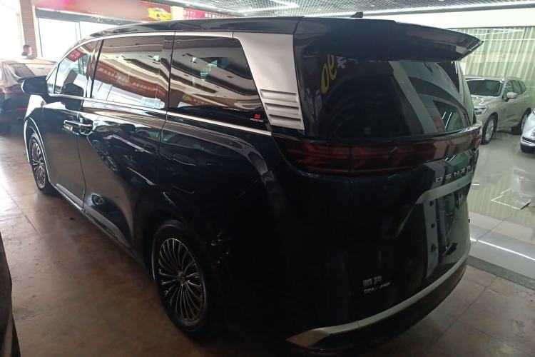 Used Denza D9 2022 DM-i 970 Four-Wheel Drive Flagship Model