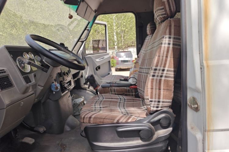 Used Iveco Daily 2014 2.5T-A35 NJ6485AC47Z4
