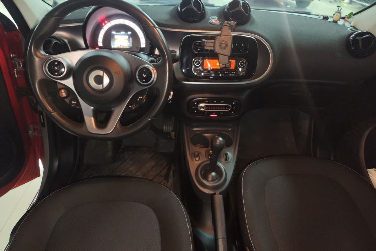 Used smart forfour 2018 1.0L 52kW Passion Edition
