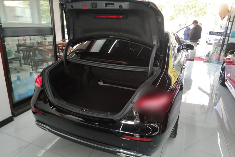 Used Mercedes-Benz E-Class 2022 E 260 L
