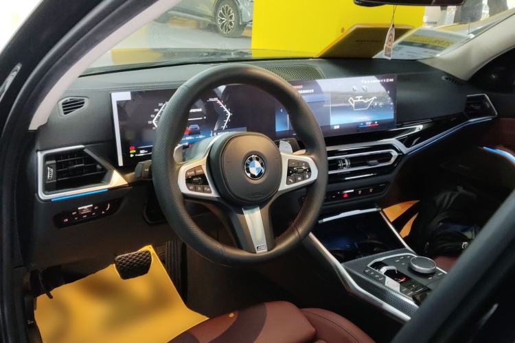 Used BMW 3 Series 2023 325Li M Sport Night Edition Package Center Console