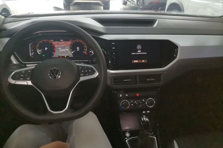 Used Volkswagen Tacqua 2021 1.5L Automatic Yue Zhi Lian Edition Center Console