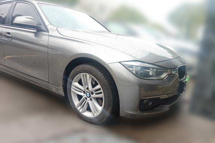 Used BMW 3 Series 2016 320Li Ambition Model Front Right 45 Deg