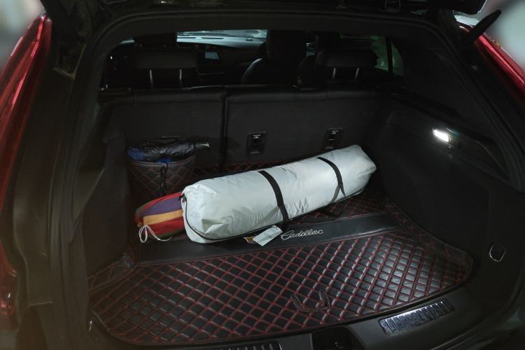 Used Cadillac XT4 2021 28T Two-Wheel Drive Leading Version Trunk