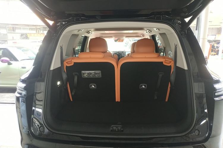 Used Leapmotor C16 2026 Extended-Range 280 LiDAR Zhizun Edition 6 Seats Trunk