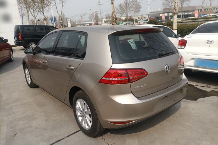 Used Volkswagen Golf 2016 1.6L Automatic Fashion Model