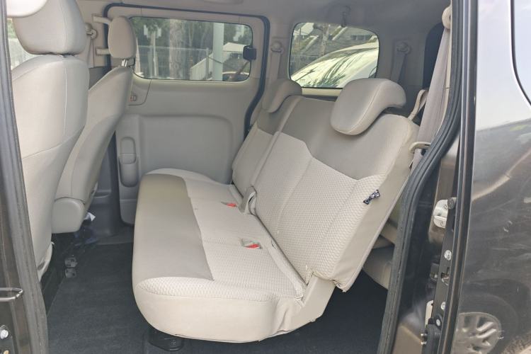 Used Nissan NV200 2016 Revised Version 1.6L CVT Deluxe Edition
