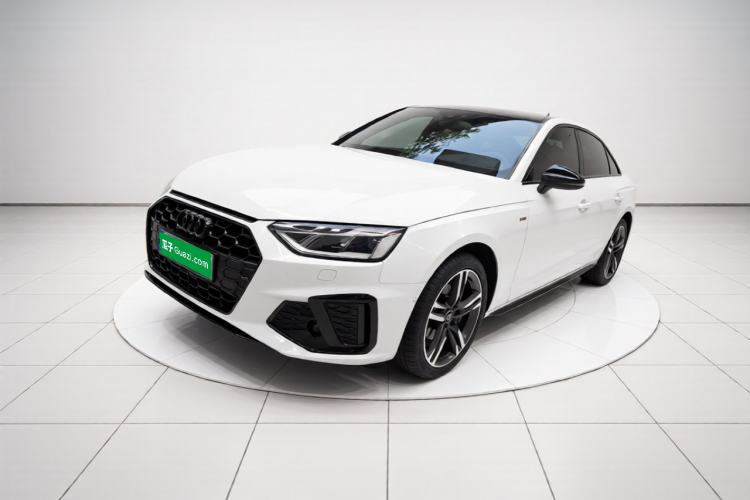 Used Audi A4L 2022 40 TFSI Luxury Dynamic Model