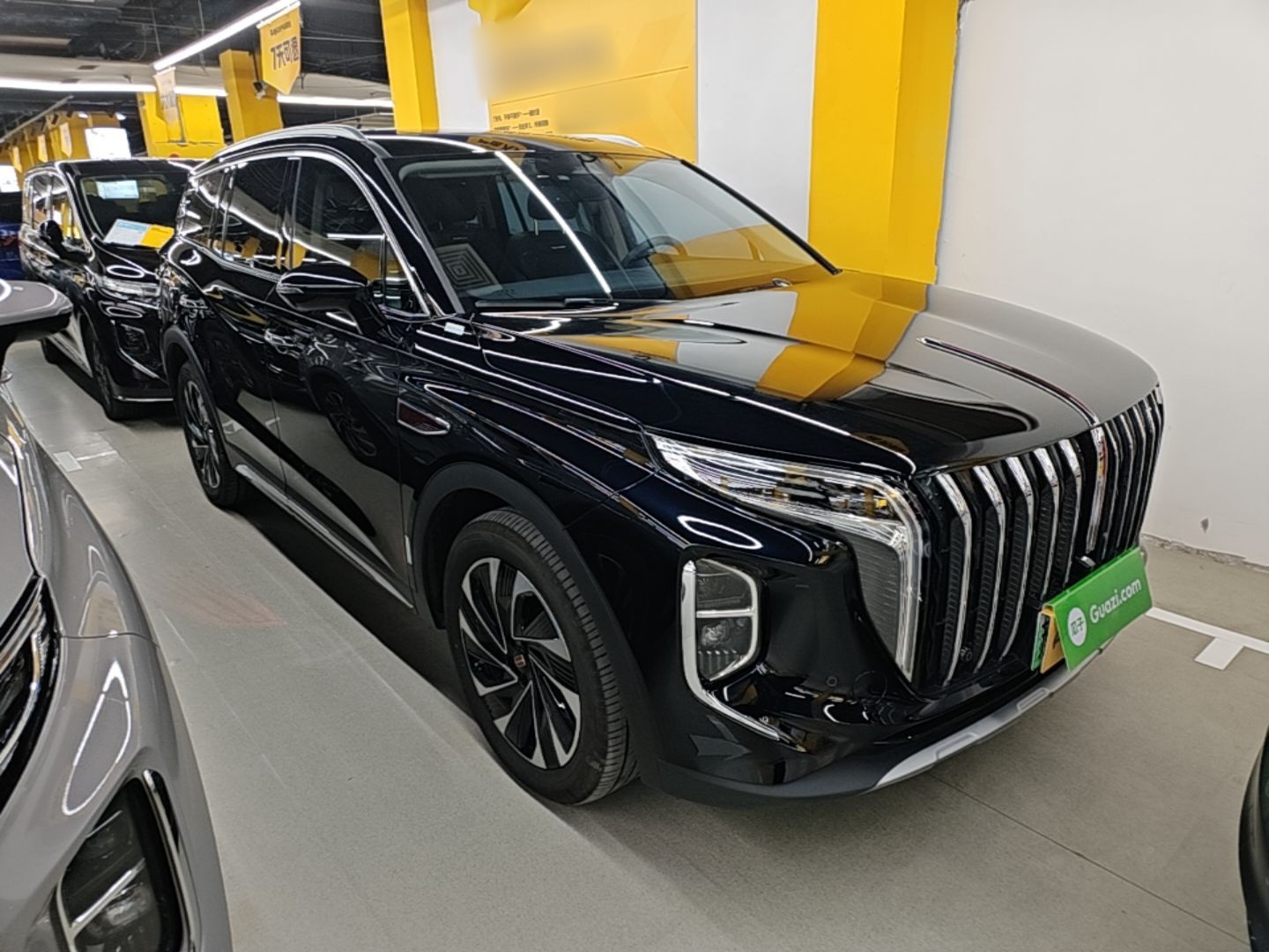 Hongqi HS7 PHEV 2024 2.0T PHEV Four-Wheel Drive Flagship Edition 6 Seats — снимка 3