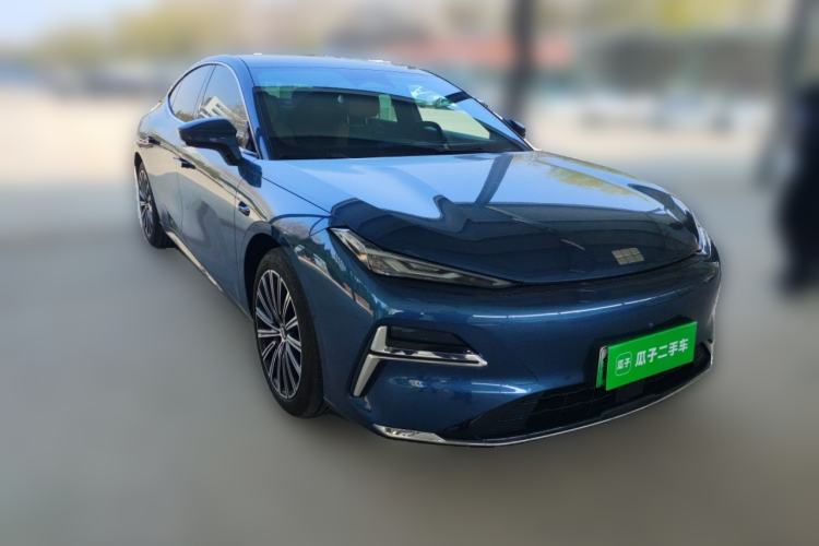 Used Geely Galaxy 8 2025 130km EM-P Exploration Edition
