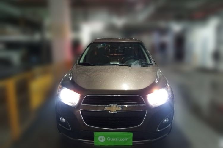 Used Chevrolet Captiva 2017 2.4L 4x4 Flagship Edition 7-Seater
