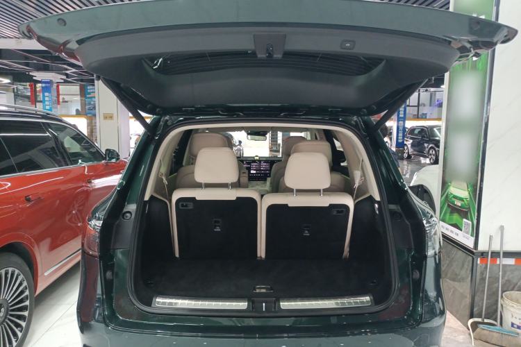 Used Hima AITO M8 2025 Model, Pure Electric Max+ Six-Seat Long-Range Version Trunk