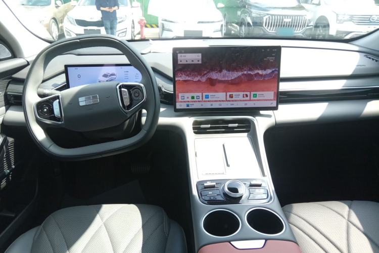 Used Geely Galaxy L6 2025 EM-i 140km Starship Edition