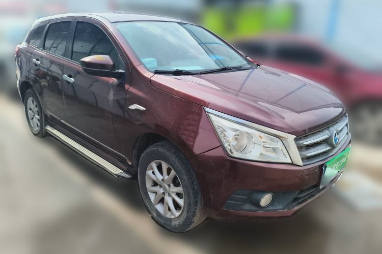 Used Venucia T70 2015 1.6L Manual Ruixing Edition Front Right 45 Deg