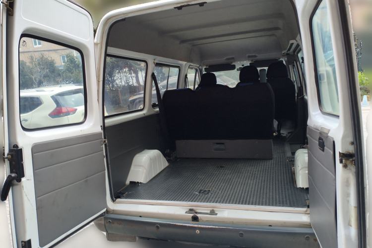 Used Ford Classic Transit 2015 2.8T Diesel Multi-Function Vehicle Short Wheelbase 6-Seater Mid-Roof Edition JX493ZLQ4
