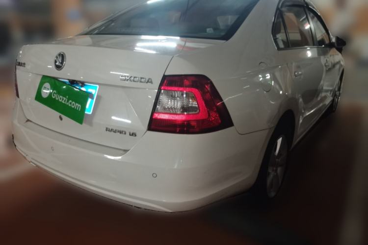 Used Skoda Rapid 2013 1.6L Automatic Smart Selection Model